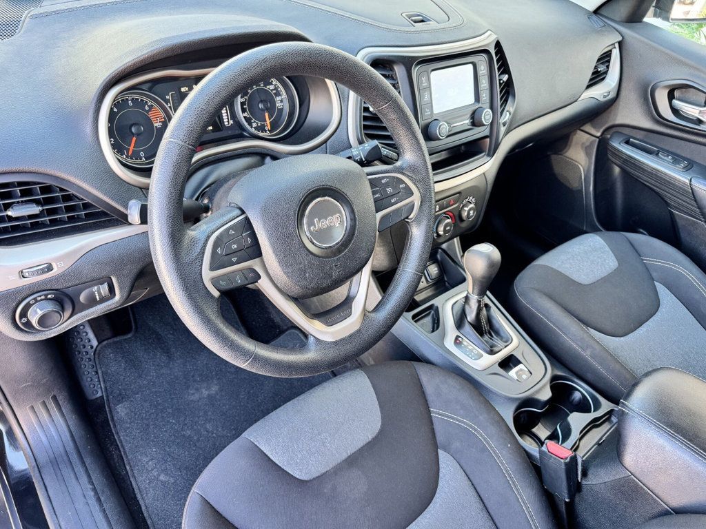 2016 Jeep Cherokee FWD 4dr Sport - 22925142 - 7