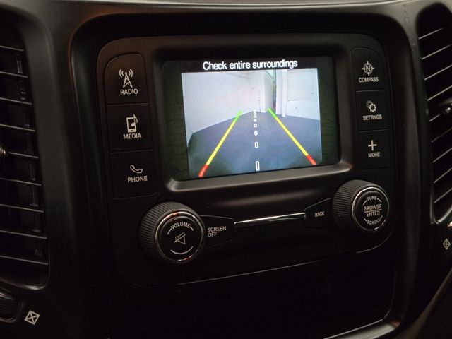 2016 Jeep Cherokee FWD 4dr Sport - 22933788 - 19