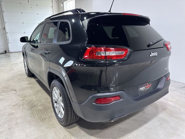 2016 Jeep Cherokee Sport's photo