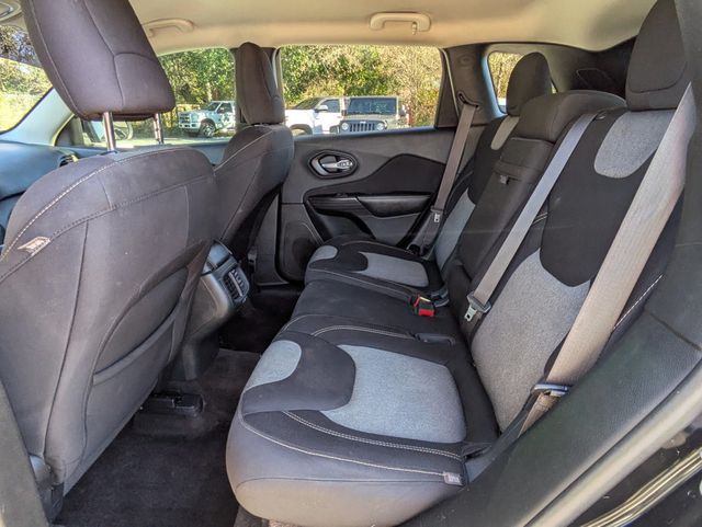 2016 Jeep Cherokee FWD 4dr Sport - 22971224 - 13