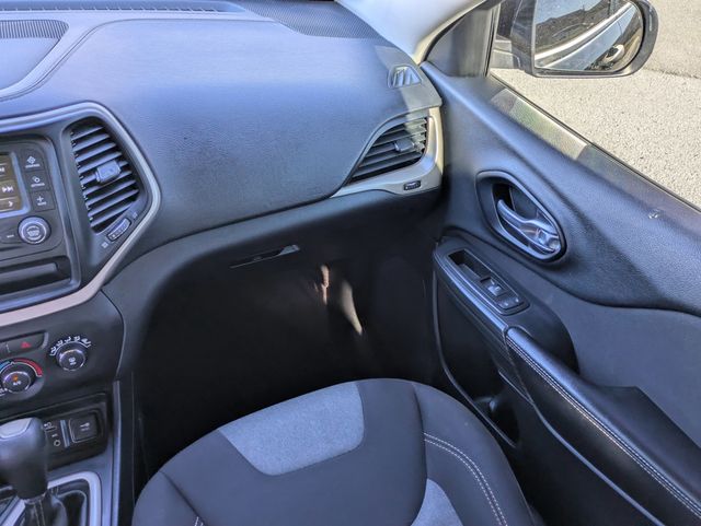 2016 Jeep Cherokee FWD 4dr Sport - 22971224 - 16