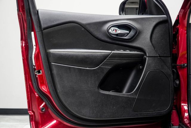 2016 Jeep Cherokee Latitude - 22943980 - 28