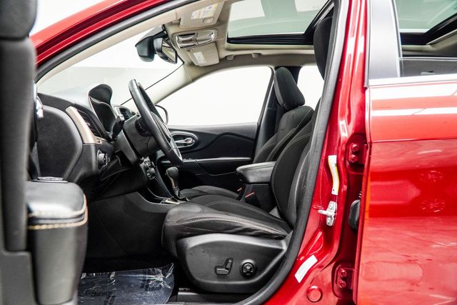 2016 Jeep Cherokee Latitude - 22943980 - 31