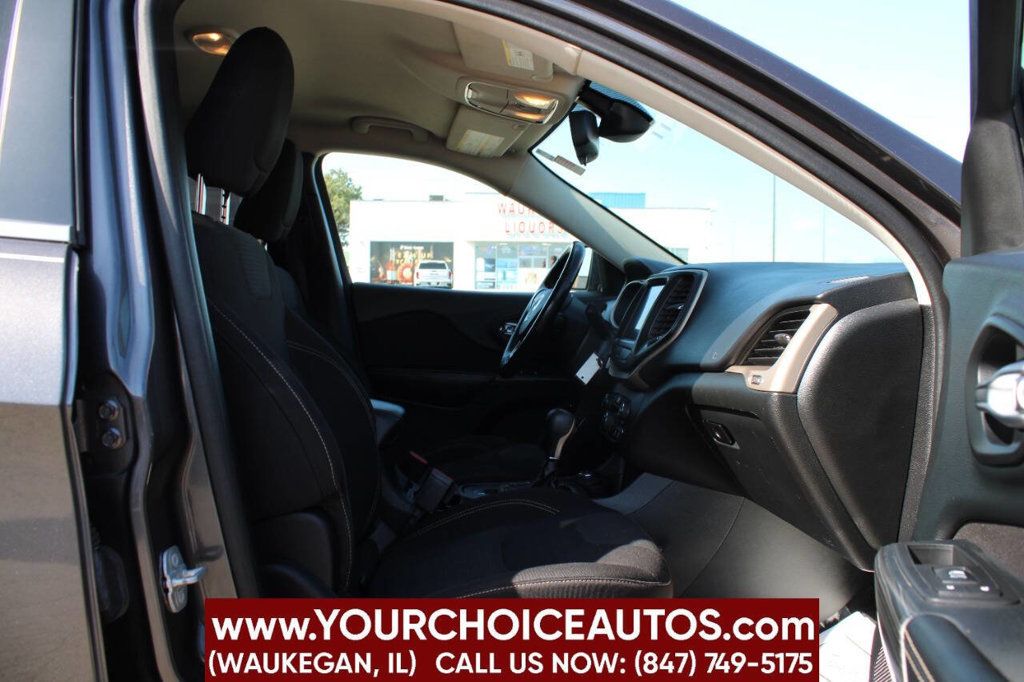 2016 Jeep Cherokee Latitude 4x4 4dr SUV - 22824253 - 10