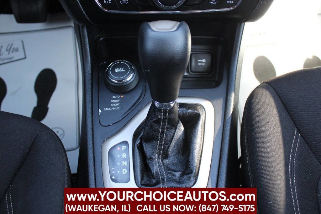 2016 Jeep Cherokee Latitude 4x4 4dr SUV - 22824253 - 20