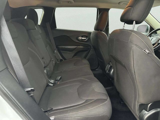 2016 Jeep Cherokee Latitude 4x4 4dr SUV - 23006800 - 14