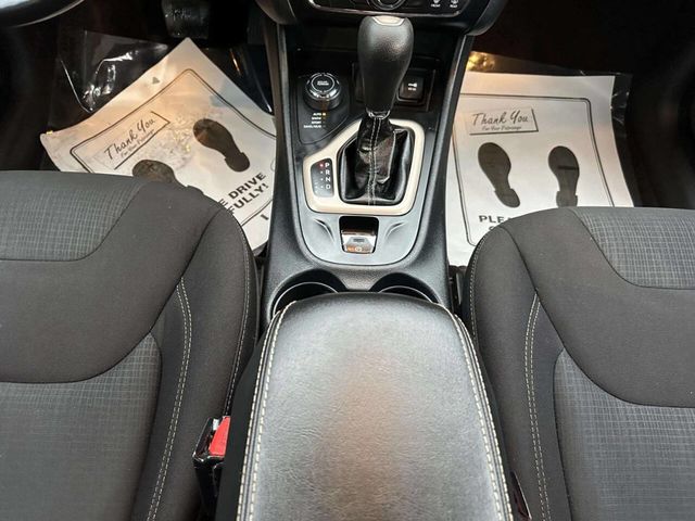 2016 Jeep Cherokee Latitude 4x4 4dr SUV - 23006800 - 18