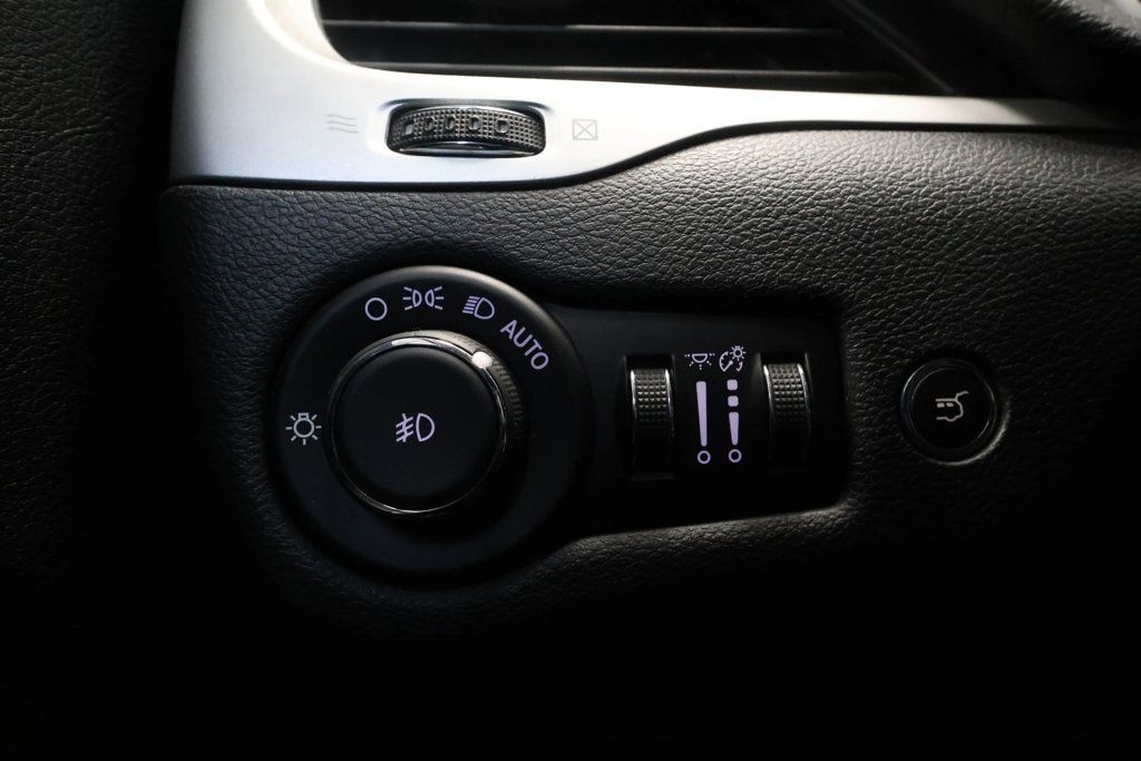 2016 Jeep Cherokee LIMITED EDITION, LTHR SEATS, ROOF RACK & MORE!!! - 22590458 - 17