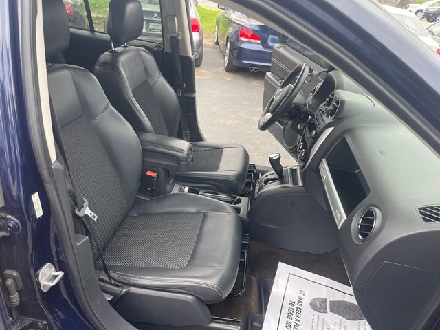 2016 Jeep Compass 4WD 4dr Latitude - 22397812 - 26