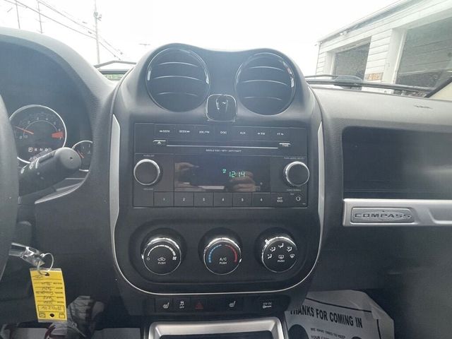 2016 Jeep Compass 4WD 4dr Latitude - 22397812 - 35