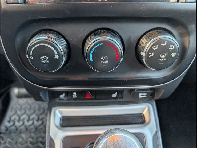 2016 Jeep Compass 4WD 4dr Latitude - 22939737 - 9