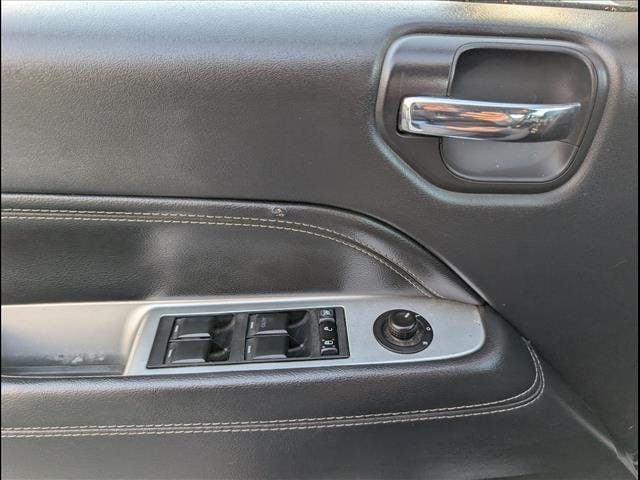 2016 Jeep Compass 4WD 4dr Latitude - 22939737 - 11