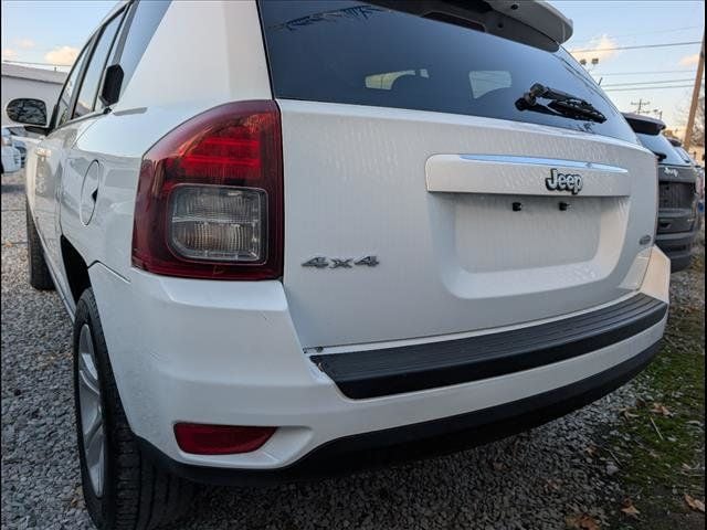 2016 Jeep Compass 4WD 4dr Latitude - 22939737 - 14