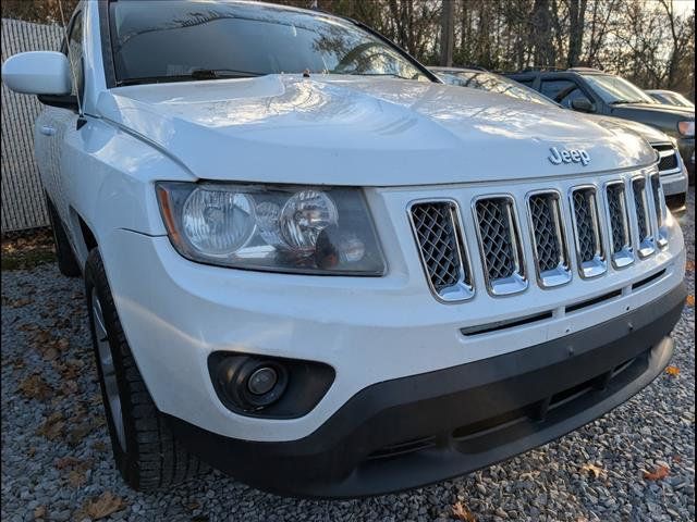 2016 Jeep Compass 4WD 4dr Latitude - 22939737 - 17