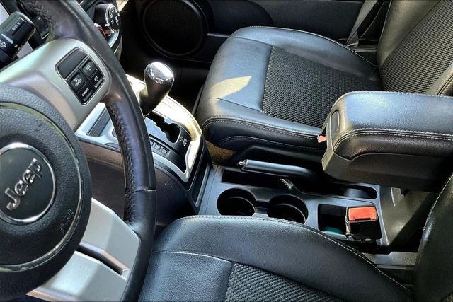 2016 Jeep Compass 4WD 4dr Latitude - 22957990 - 27