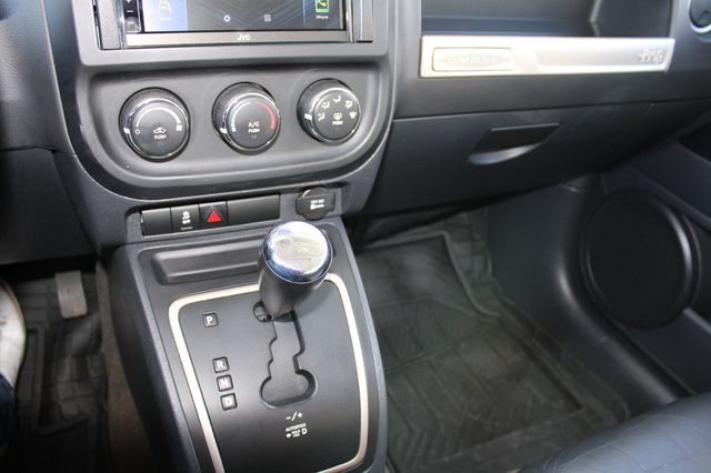 2016 Jeep Compass FWD 4dr 75th Anniversary - 22981592 - 13