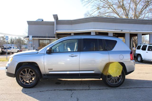 2016 Jeep Compass FWD 4dr 75th Anniversary - 22981592 - 3