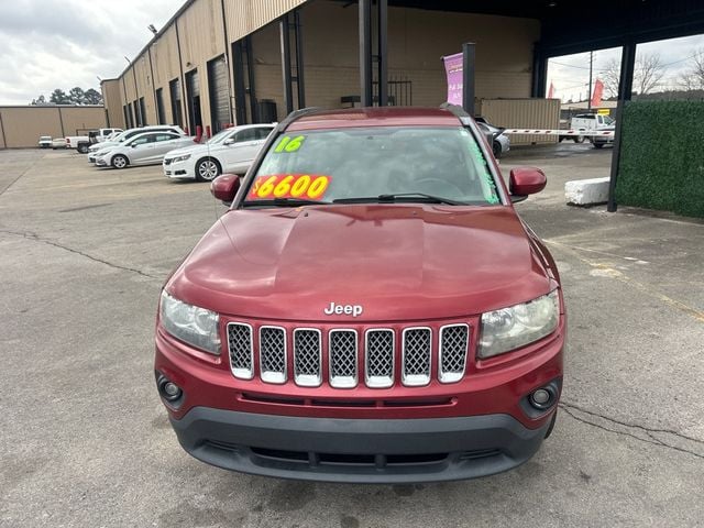 2016 Jeep Compass FWD 4dr Latitude - 22983677 - 1