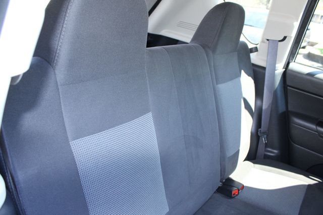2016 Jeep Compass FWD 4dr Sport - 23001240 - 22