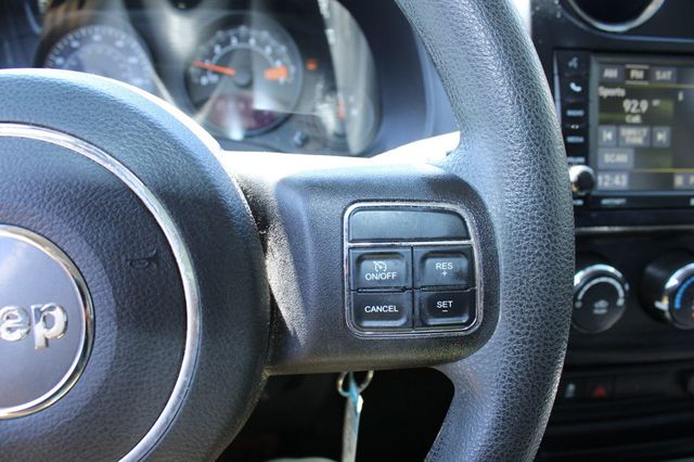 2016 Jeep Compass FWD 4dr Sport - 23001240 - 30