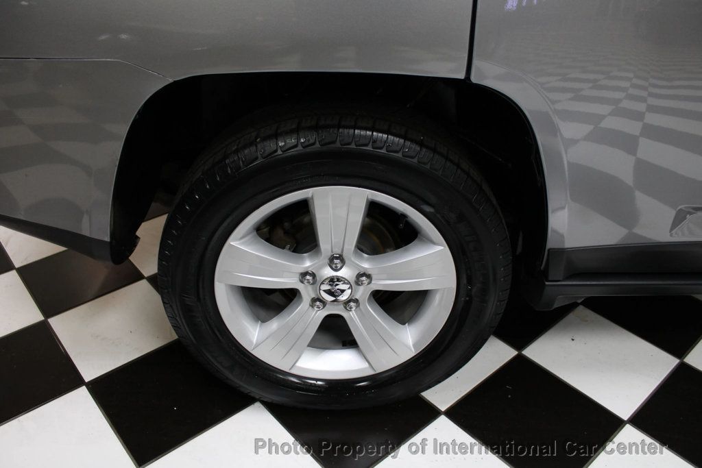 2016 Jeep Compass Sport SUV 4D - 22936339 - 32