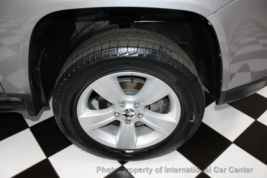 2016 Jeep Compass Sport SUV 4D - 22936339 - 33