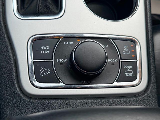2016 Jeep Grand Cherokee 4WD 4dr High Altitude - 23052480 - 44