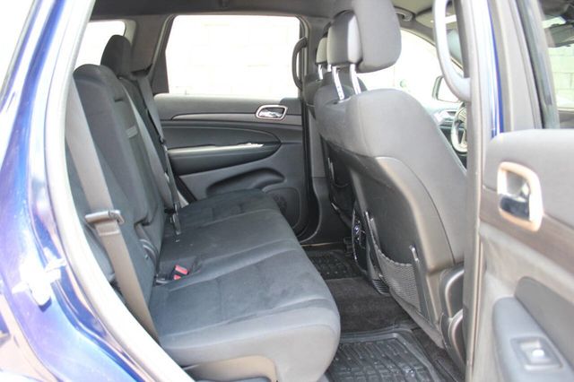 2016 Jeep Grand Cherokee 4WD 4dr Laredo - 22879651 - 15