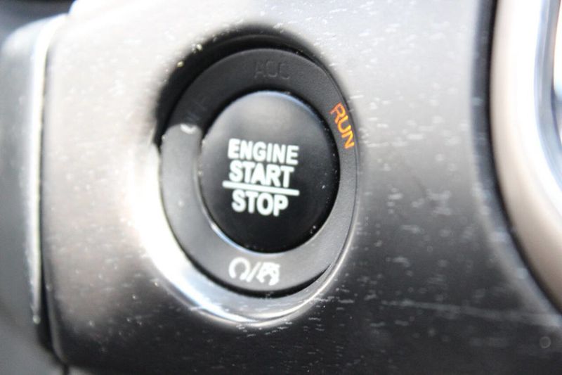 2016 Jeep Grand Cherokee 4WD 4dr Laredo - 22879651 - 22