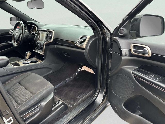 2016 Jeep Grand Cherokee 4WD 4dr Laredo - 22963897 - 16