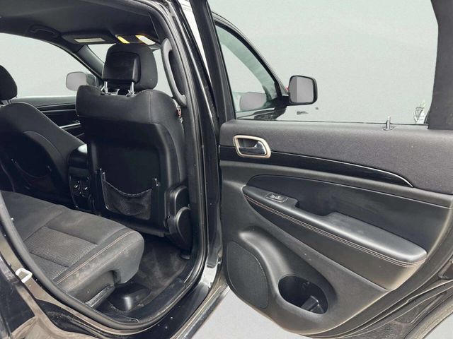 2016 Jeep Grand Cherokee 4WD 4dr Laredo - 22963897 - 18