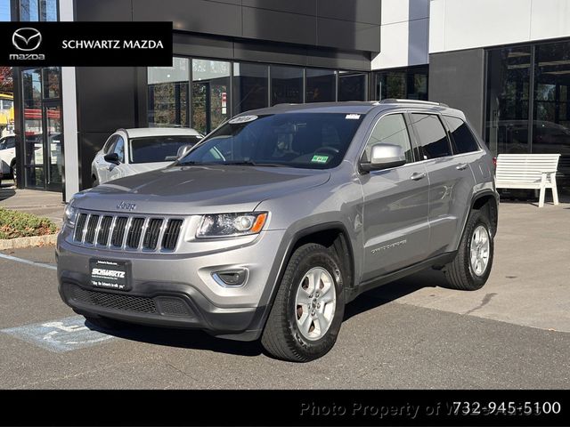 Used 2016 Jeep Grand Cherokee Laredo E with VIN 1C4RJFAG8GC444271 for sale in Riverhead, NY