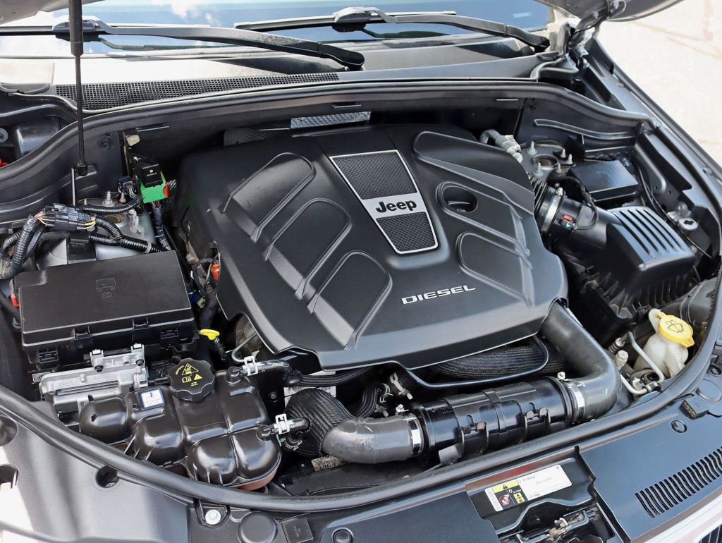 2016 Jeep Grand Cherokee 4WD Limited EcoDiesel - 22875773 - 33