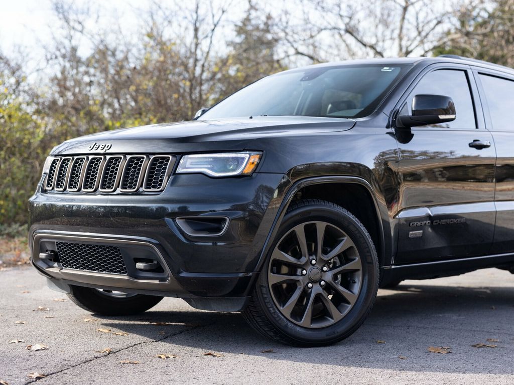 2016 Jeep Grand Cherokee 75th Anniversary Luxury Group, Uconnect 8.4 Nav - 22958195 - 1