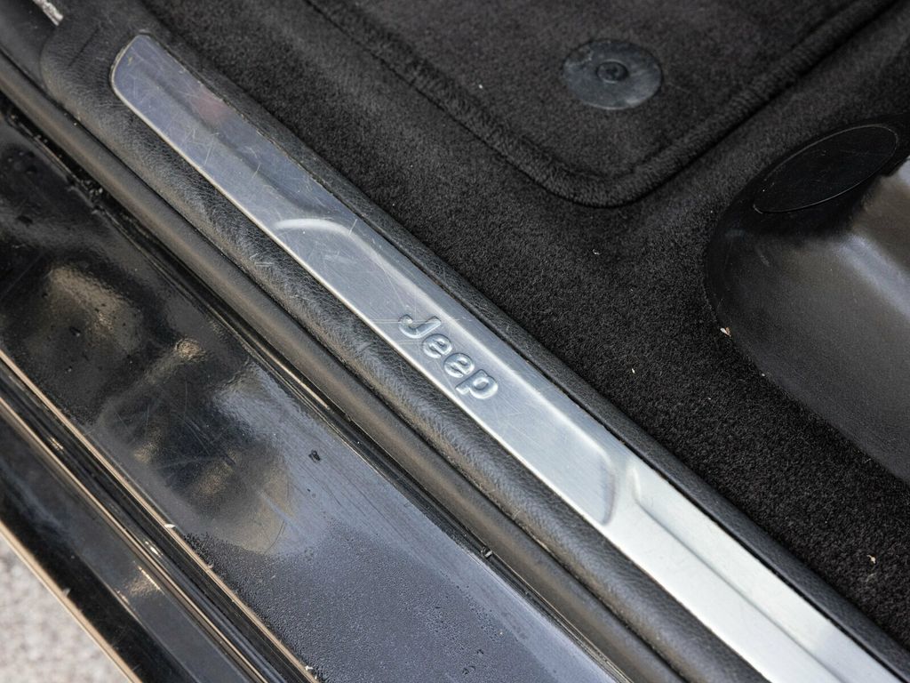 2016 Jeep Grand Cherokee 75th Anniversary Luxury Group, Uconnect 8.4 Nav - 22958195 - 30