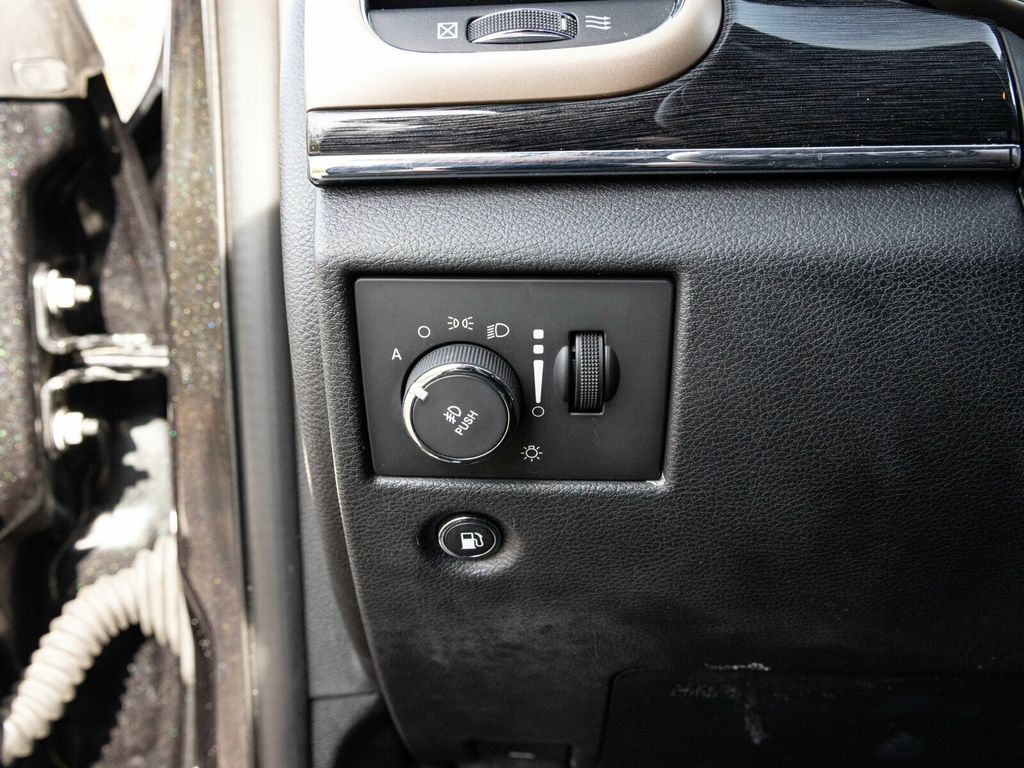 2016 Jeep Grand Cherokee 75th Anniversary Luxury Group, Uconnect 8.4 Nav - 22958195 - 31