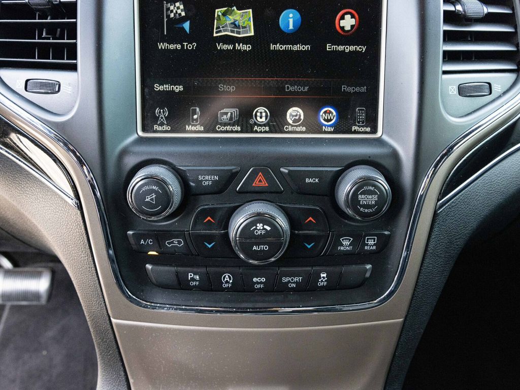 2016 Jeep Grand Cherokee 75th Anniversary Luxury Group, Uconnect 8.4 Nav - 22958195 - 41