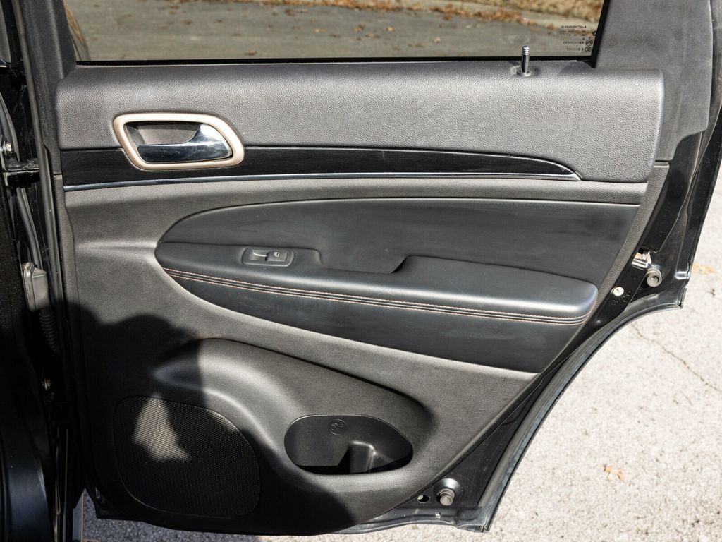 2016 Jeep Grand Cherokee 75th Anniversary Luxury Group, Uconnect 8.4 Nav - 22958195 - 61