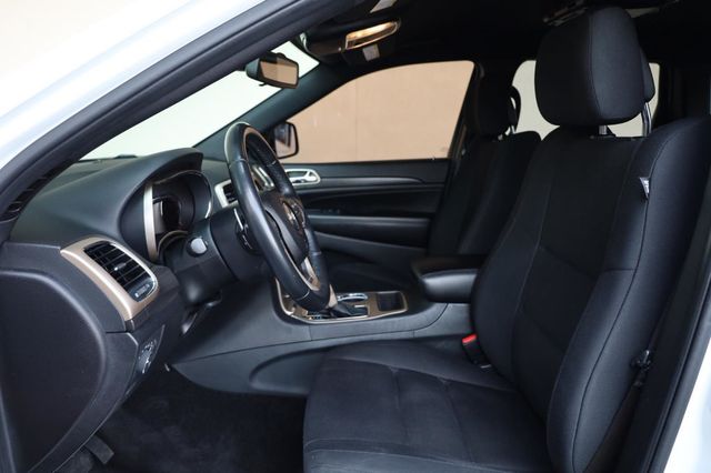 2016 Jeep Grand Cherokee Laredo - 23022809 - 13