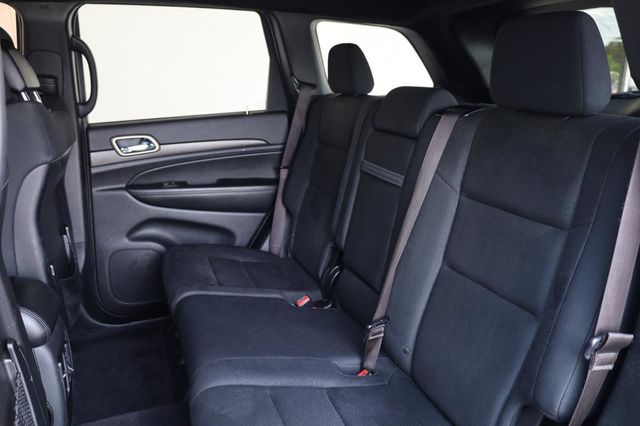 2016 Jeep Grand Cherokee Laredo - 23022809 - 19