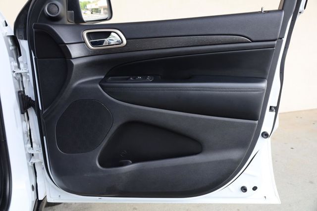 2016 Jeep Grand Cherokee Laredo - 23022809 - 24