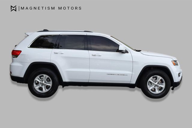 2016 Jeep Grand Cherokee Laredo - 23022809 - 2