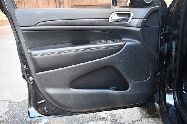 2016 Jeep Grand Cherokee RWD 4dr Laredo - 22990101 - 14