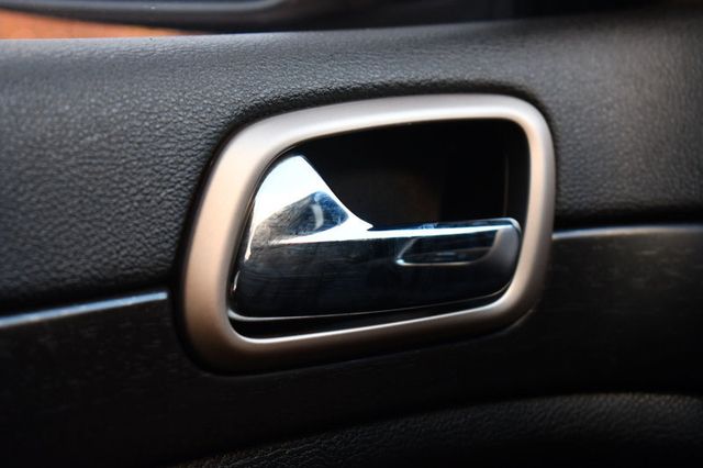 2016 Jeep Grand Cherokee RWD 4dr Laredo - 22990101 - 16