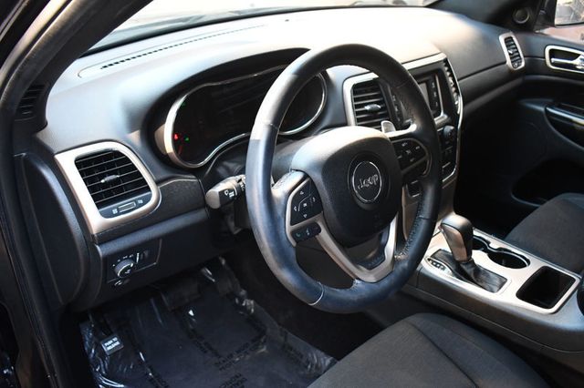 2016 Jeep Grand Cherokee RWD 4dr Laredo - 22990101 - 19