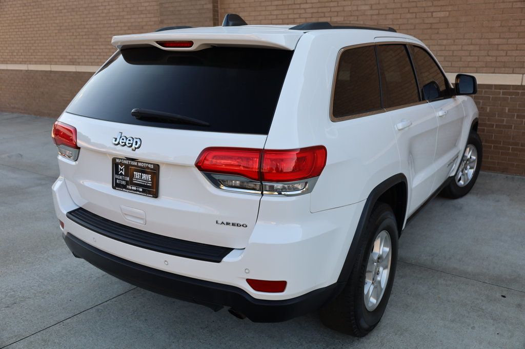 2016 Jeep Grand Cherokee Laredo E photo 10