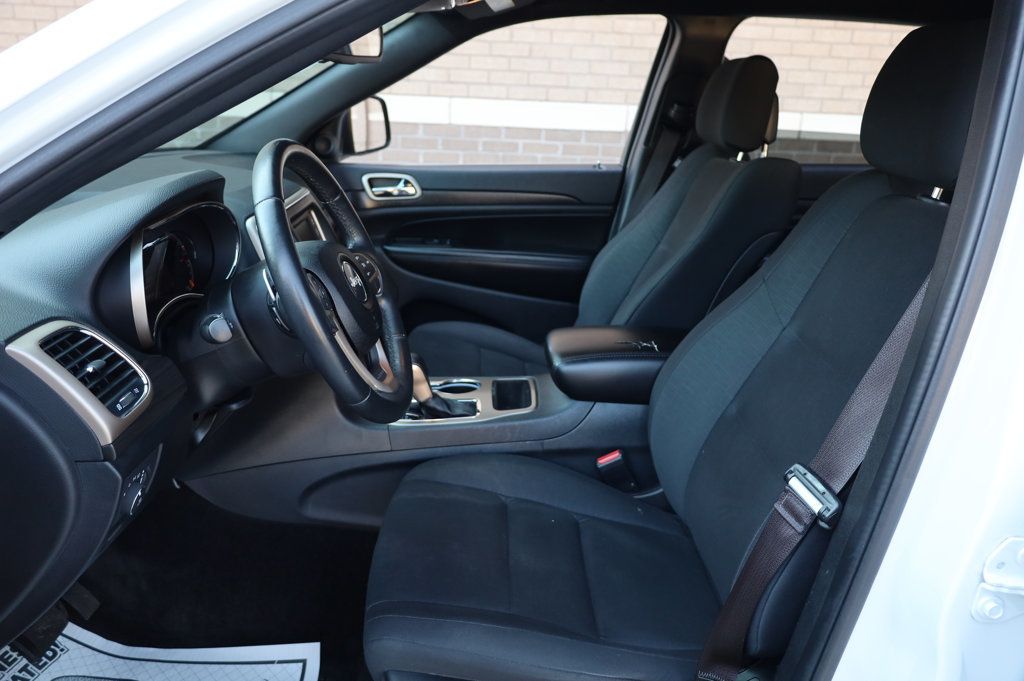 2016 Jeep Grand Cherokee Laredo E photo 15