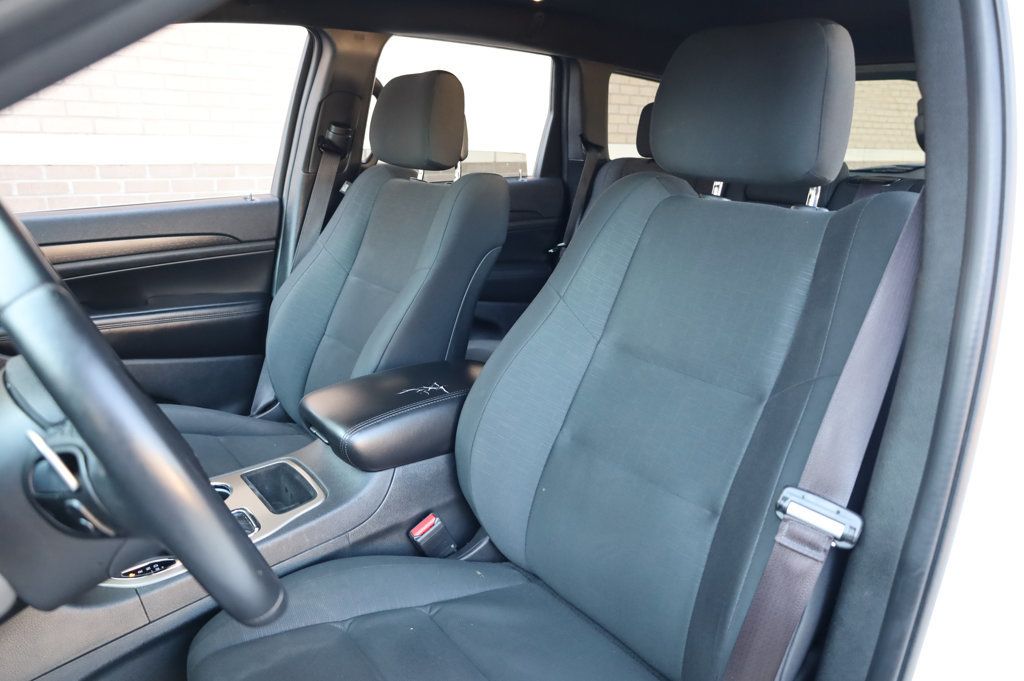 2016 Jeep Grand Cherokee Laredo E photo 16