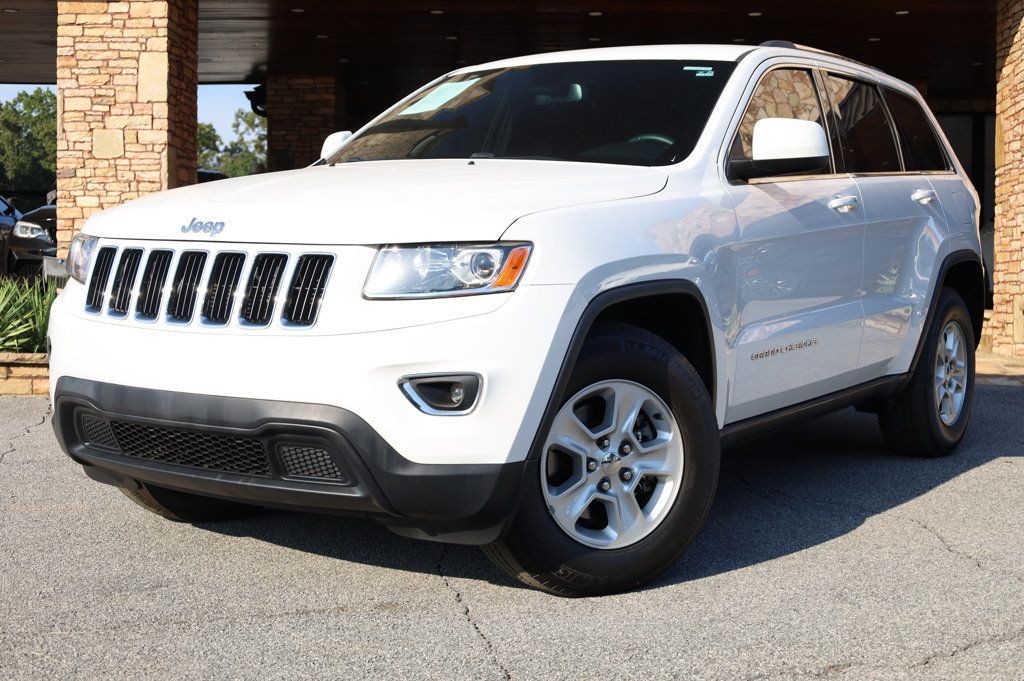 2016 Jeep Grand Cherokee Laredo E photo 2