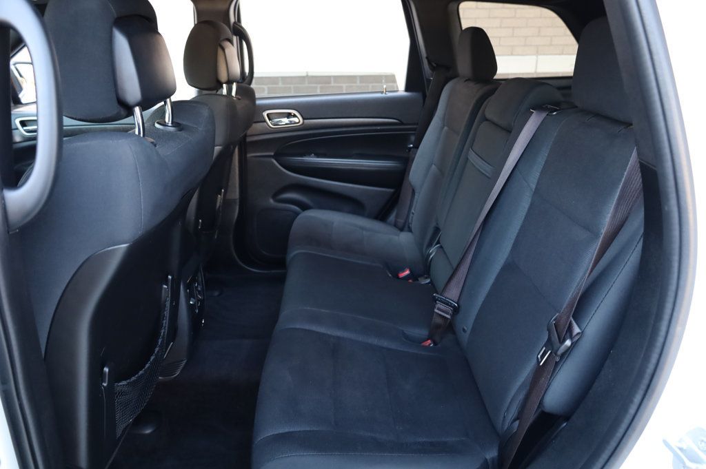 2016 Jeep Grand Cherokee Laredo E photo 19